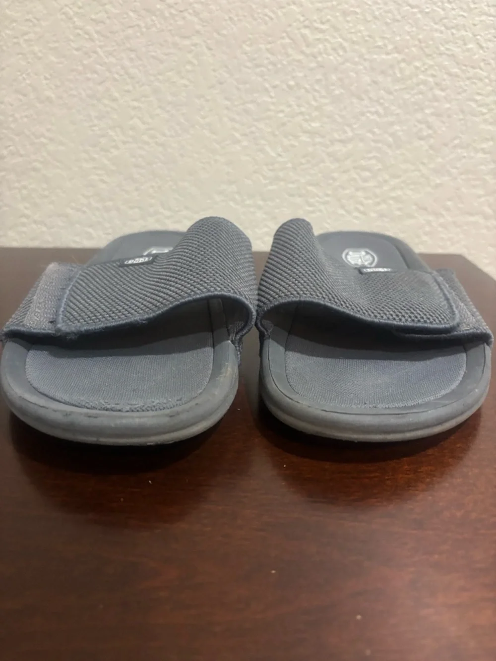 Hey‎ Dude Phoenix Dark Gray Slide Sandal
